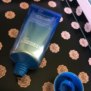 Dr Brandt pores no more vacuum cleaner